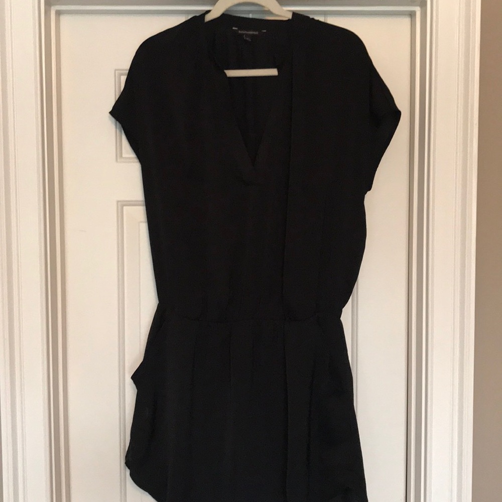 BANANA REPUBLIC black silk dress with pockets!